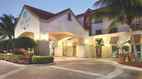 cheap hotels in miami airport area
